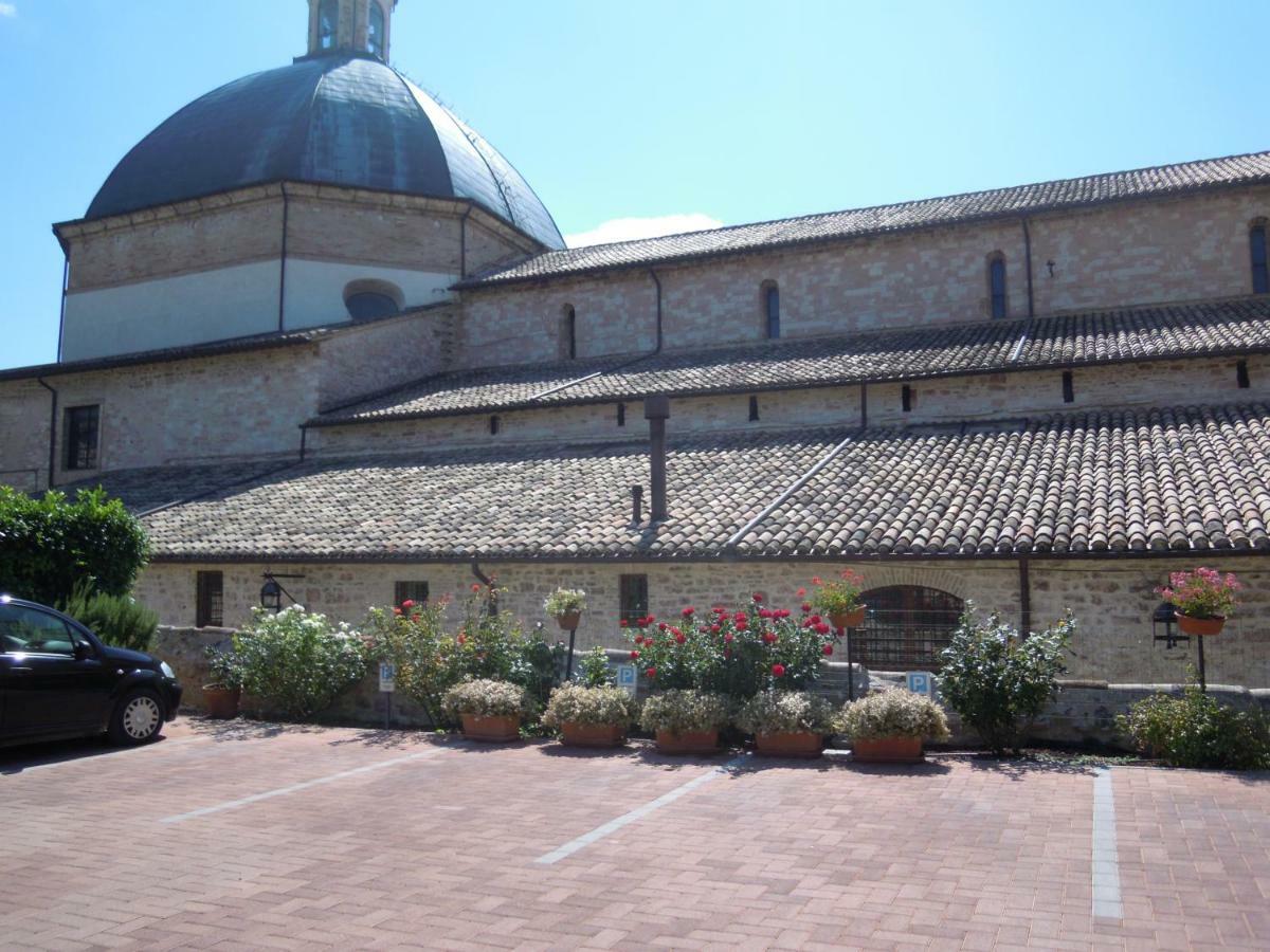 Il Turrione "App. Santa Chiara" Διαμέρισμα Ασίζη Εξωτερικό φωτογραφία