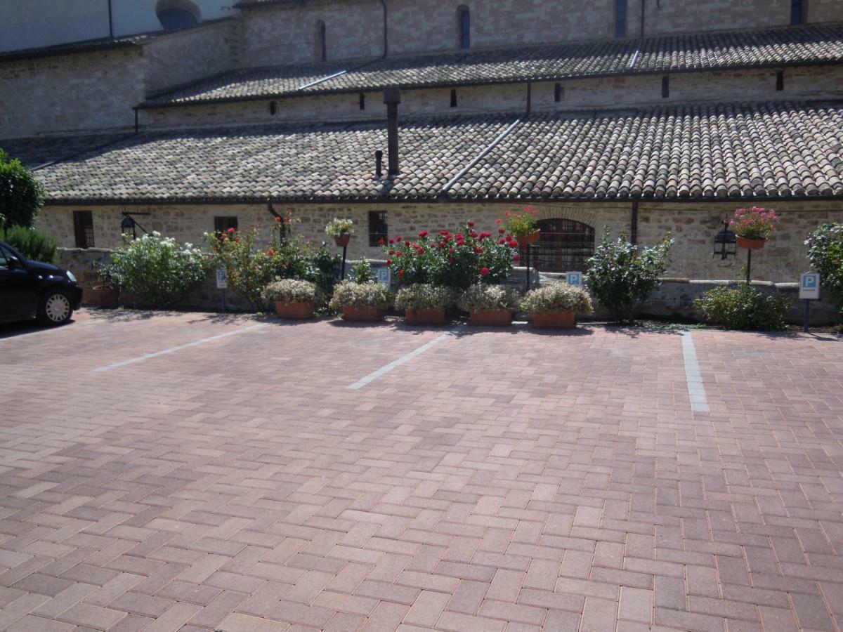 Il Turrione "App. Santa Chiara" Διαμέρισμα Ασίζη Εξωτερικό φωτογραφία